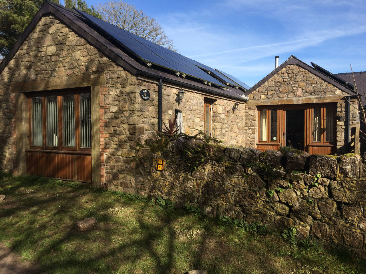 Corn Cottage, Rhossili Offers Self-catering In The Gower Peninsula